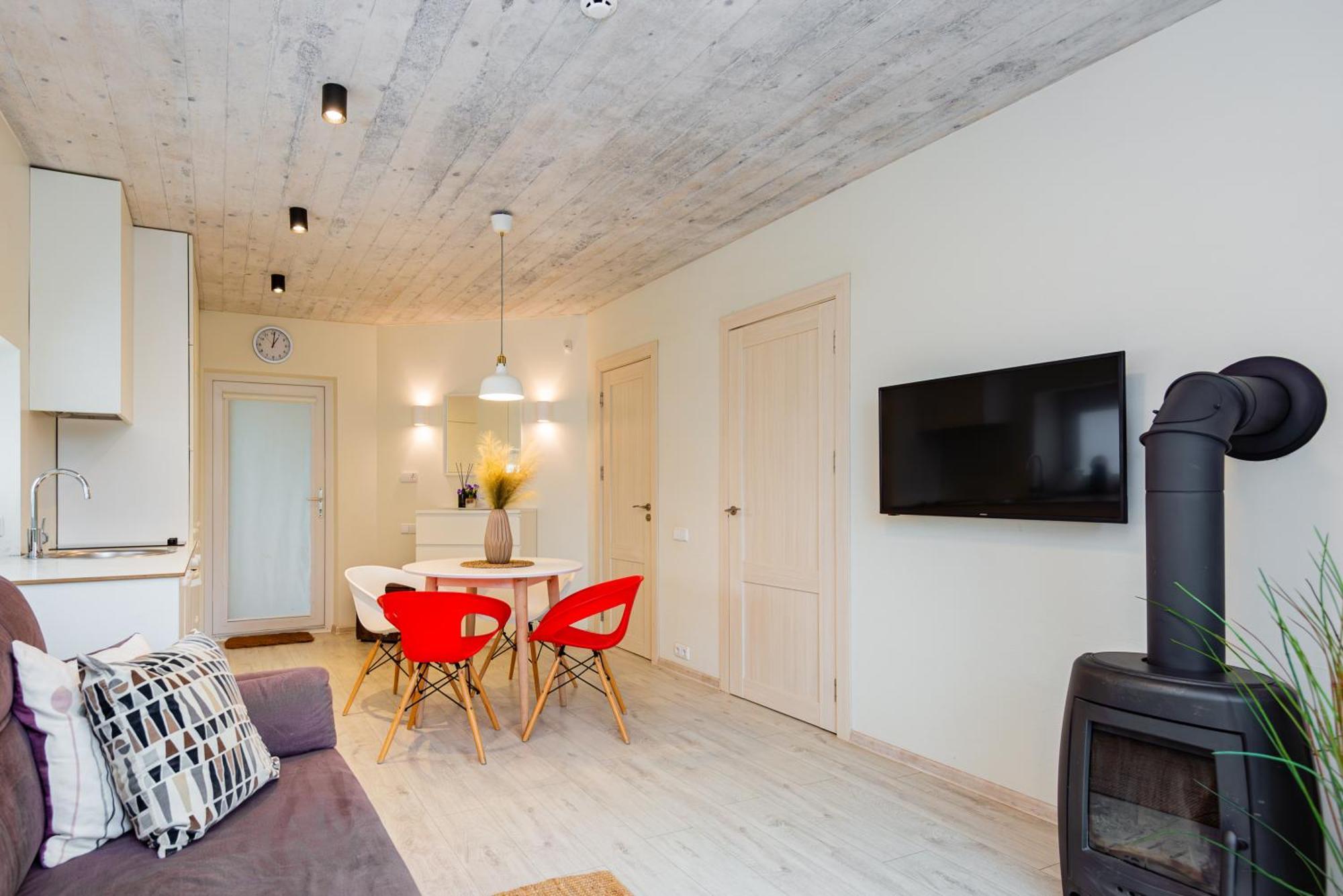 Zalia Kopa Apartamentai Salia Juros Apartament *